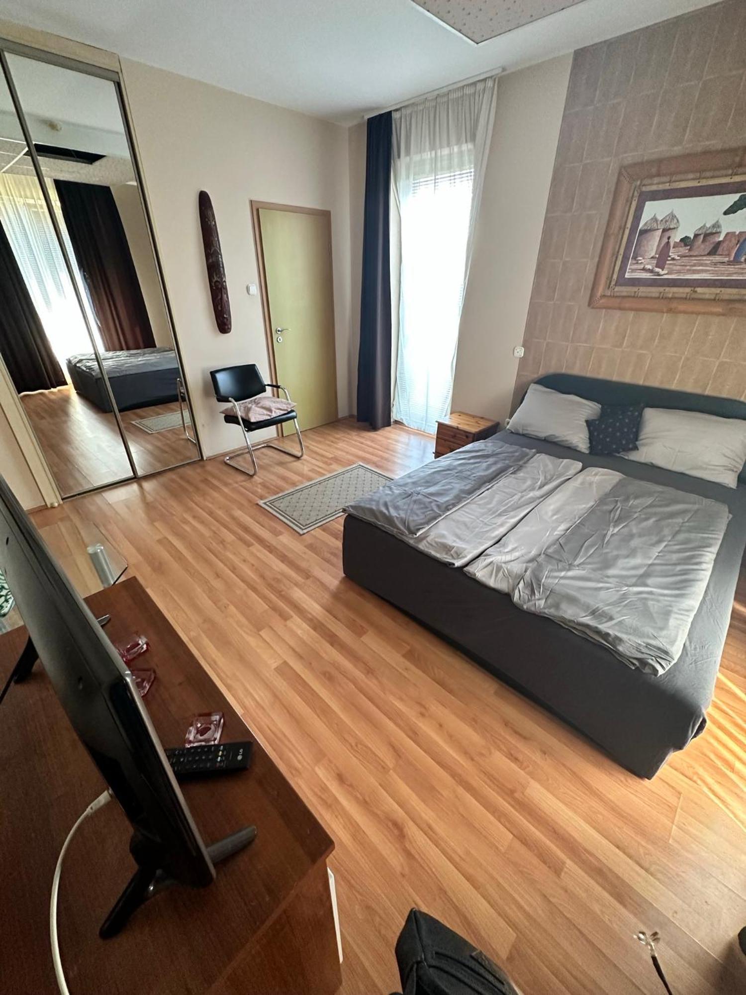Velvet Motel Hegyeshalom Exteriör bild